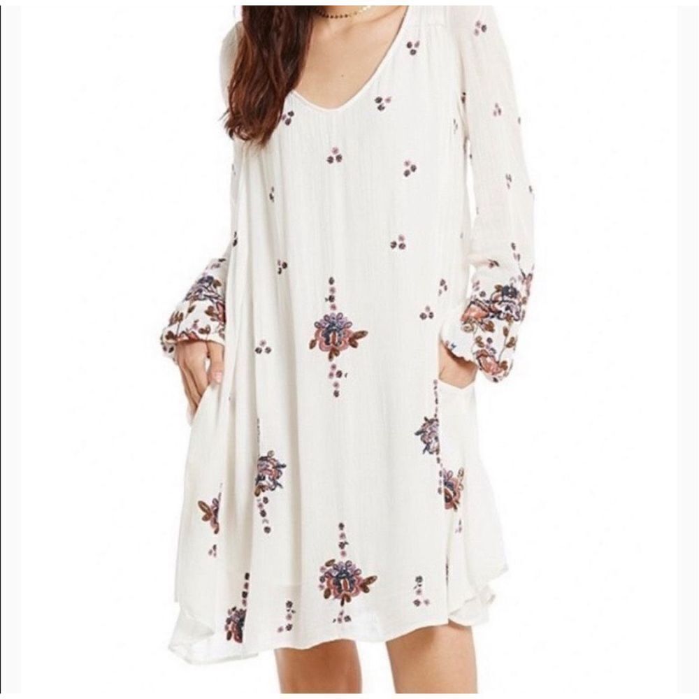 Free People Oxford Embroidered Shift Dress Size M - Picture 3 of 15